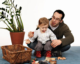 Spielen - Das schönste für Kind und Vater Spielen - Das schönste für Kind und Vater