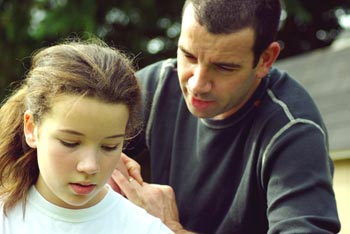 Gerade für Adoptiv- und Pflegekinder ist der Vater besonders wichtig Gerade für Adoptiv- und Pflegekinder ist der Vater besonders wichtig