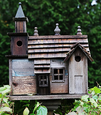 Handwerken mit Papa - worauf es beim Bau eines Vogelhuschens ankommt