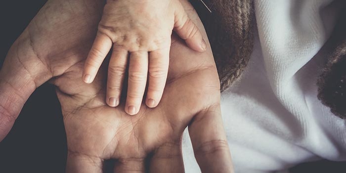 Die Bindung zum Vater ist ebenso wichtig für ein Kind wie die zur Mutter Die Bindung zum Vater ist ebenso wichtig für ein Kind wie die zur Mutter